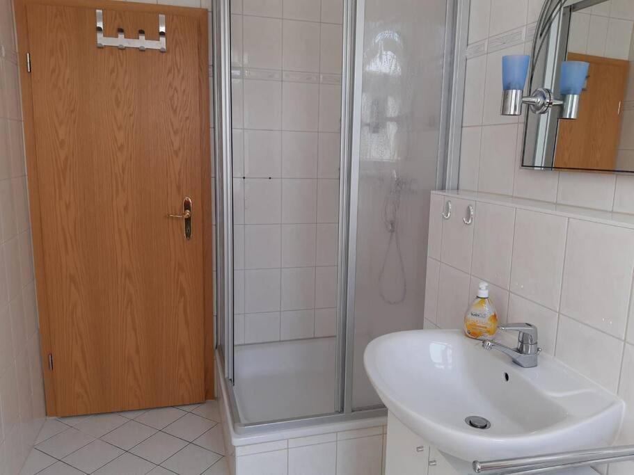 Helle, Offene Whg Im Zentrum Vom Ostseebad Goehren Goehren  Exteriér fotografie